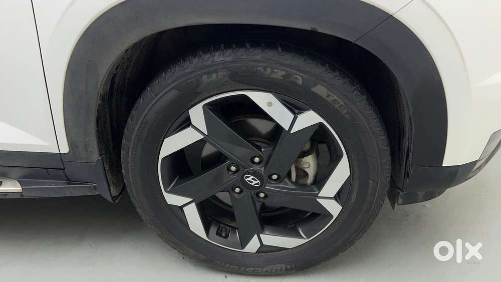 Hyundai Alcazar 2.0 Signature (o) Petrol At 6 Str, 2022, Petrol