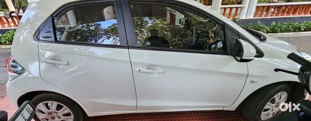 Honda Brio 2015 Petrol Well Maintained