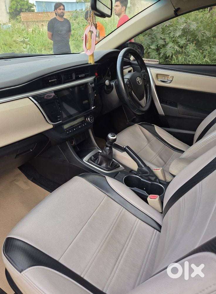 Toyota Corolla Altis 1.8 Gl, 2015, Petrol