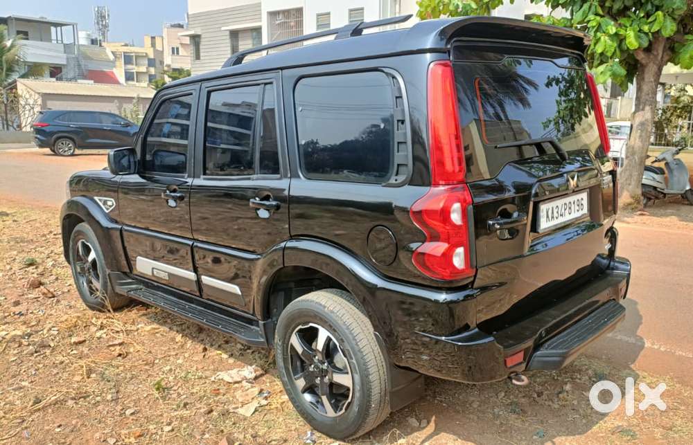 Mahindra Scorpio Classic 2.2 S 11 Mt 7 Str, 2023, Diesel