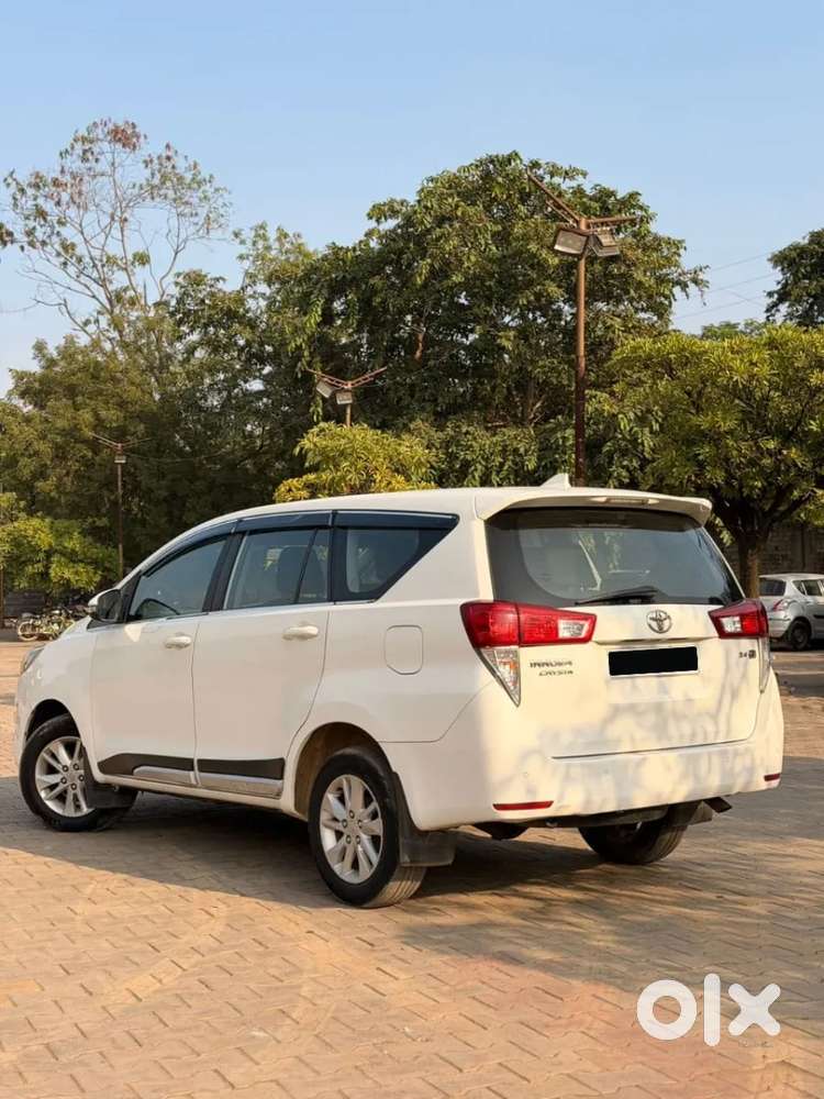 Toyota Innova Crysta [2020-ongoing] 2.4 Gx 7 Str, 2020, Diesel