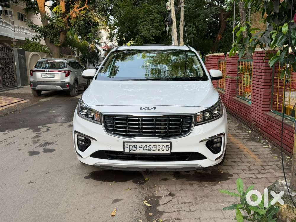 Kia Carnival Diesel 2022 Limousine