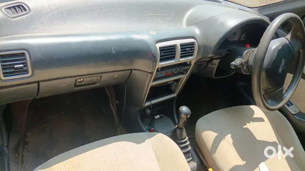 Maruti Suzuki Esteem Vxi 2004