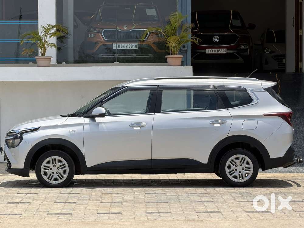 Kia Carens 1.5 Premium 7 Str, 2023, Petrol