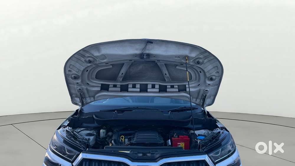 Skoda Kushaq 1.0 Ambition Classic Tsi At, 2021, Petrol