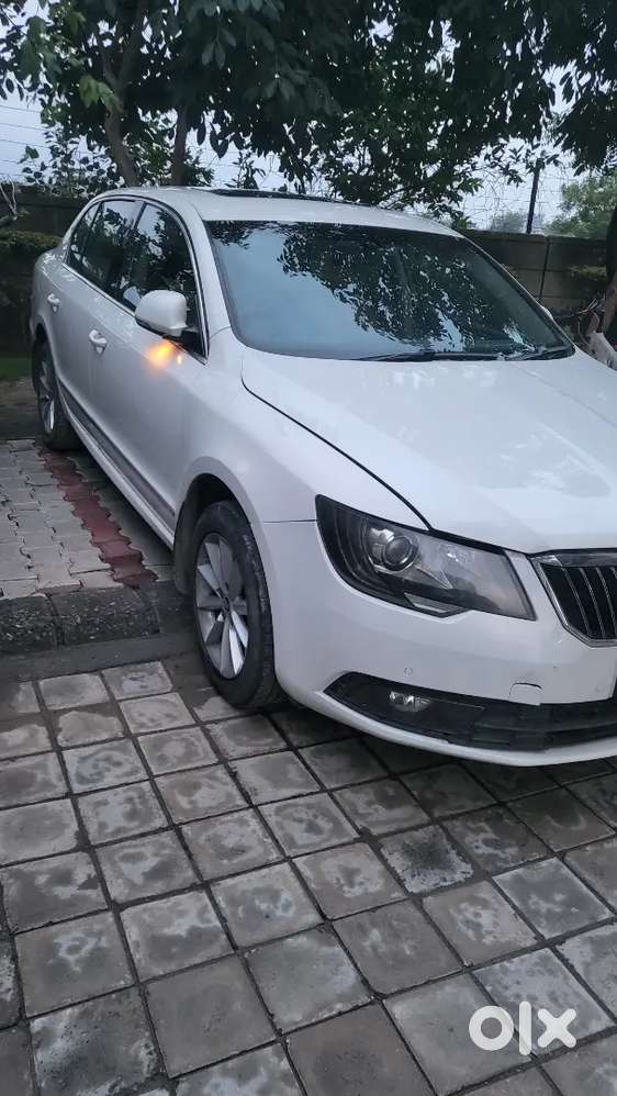 Skoda Superb Elegance 2014 Diesel