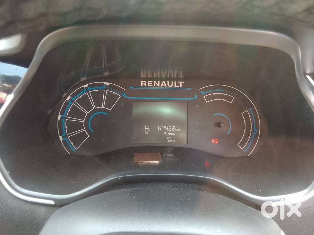 Renault Triber Rxz, 2021, Petrol