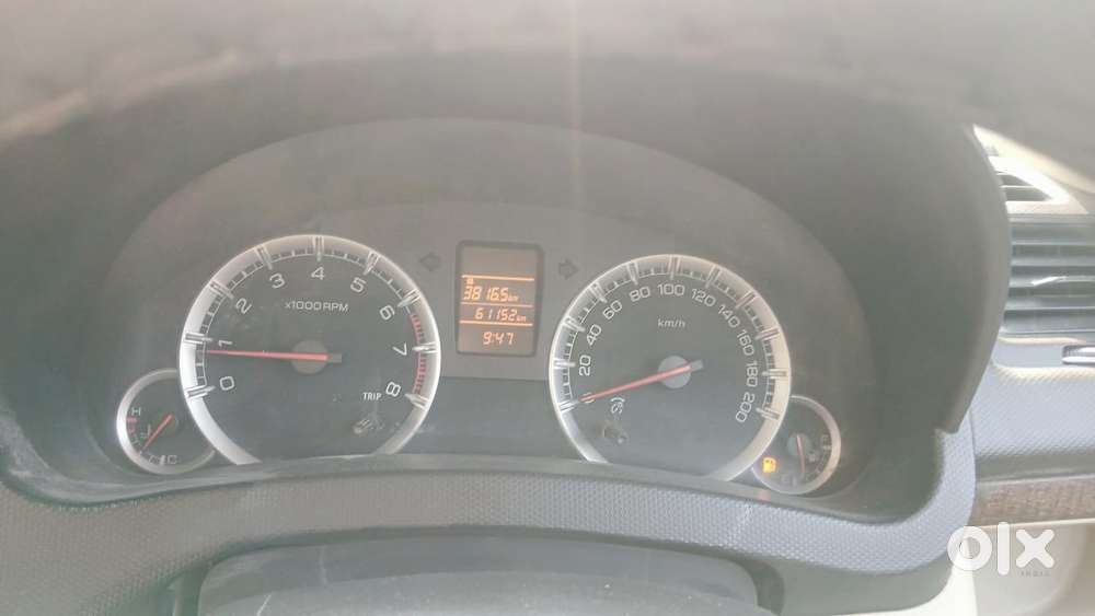 Maruti Suzuki Swift Dzire, 2014, Petrol