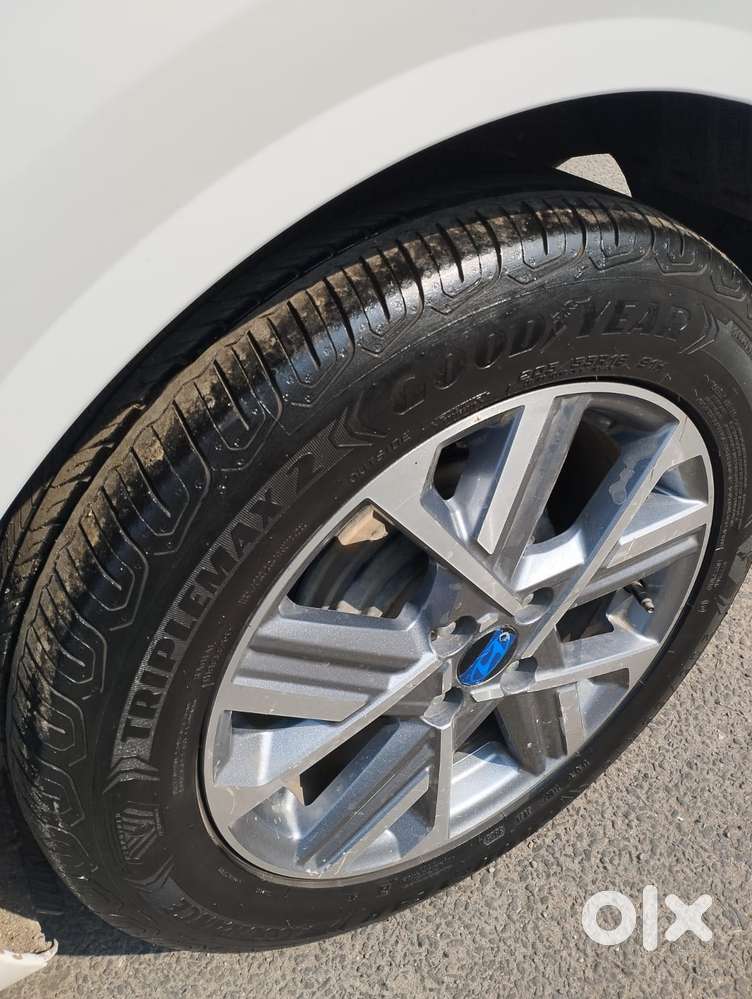 Hyundai Verna 1.5 Sx Ivt, 2023, Petrol