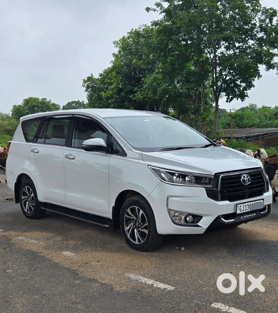 Toyota Innova Crysta 2.4 V 7 Str, 2025, Diesel
