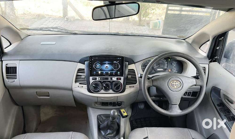 Toyota Innova 2.5 G (diesel) 8 Seater, 2010, Diesel