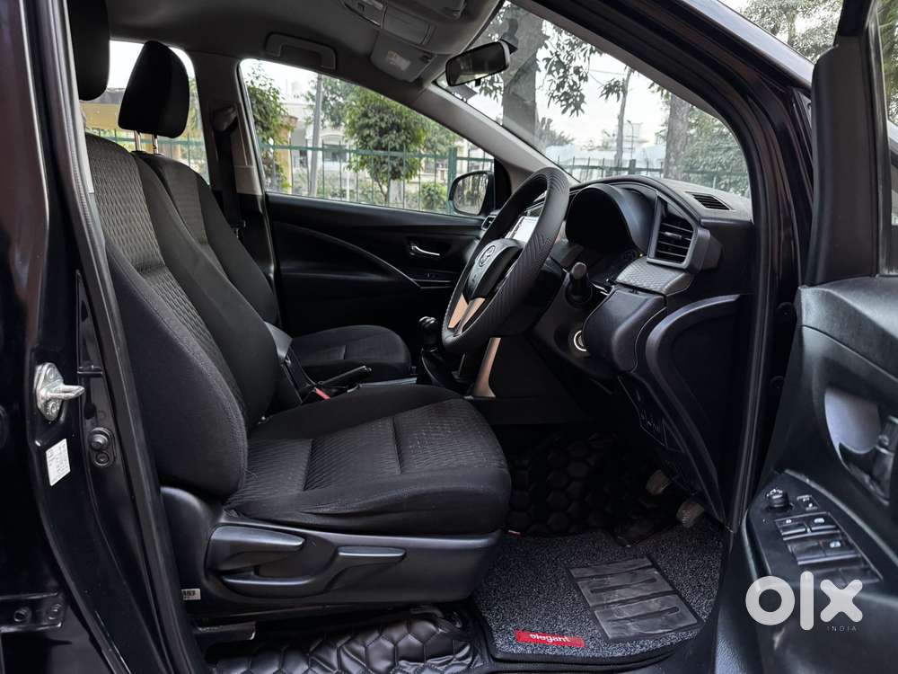 Toyota Innova Crysta 2.4 G Plus Mt 7 Str, 2022, Diesel