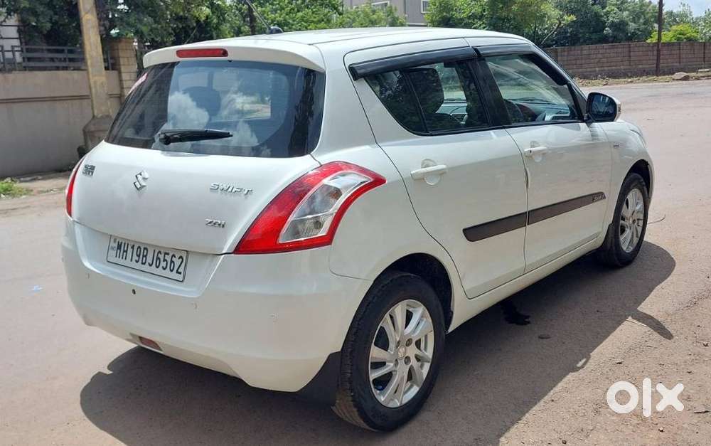 Maruti Suzuki Swift Zdi Plus, 2013, Diesel