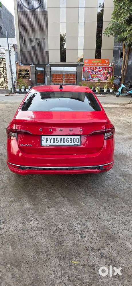 Skoda Slavia 1.0 Tsi Style, 2023, Petrol