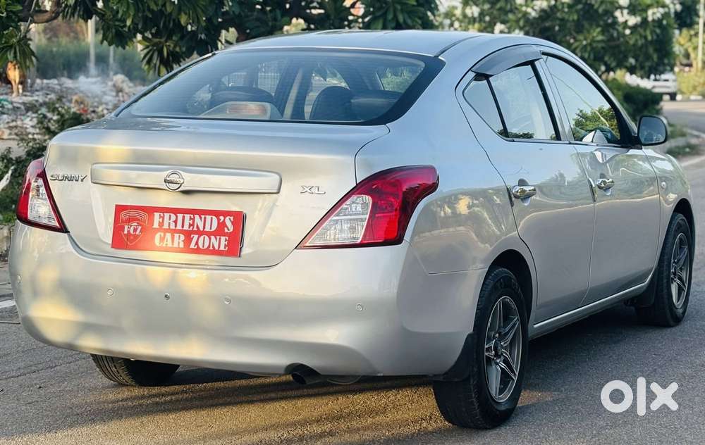 Nissan Sunny Xv, 2013, Petrol