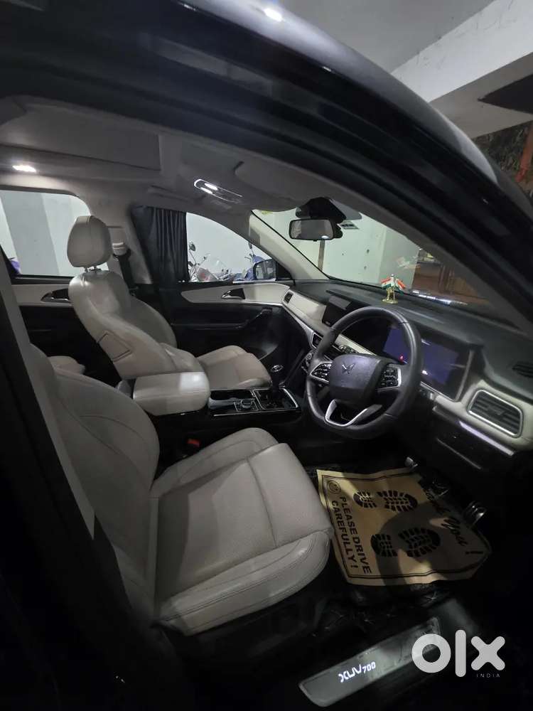 Xuv700-ax7-l-m Like New, 3yrs Mahindra Warranty,doctors Car,26k Kms