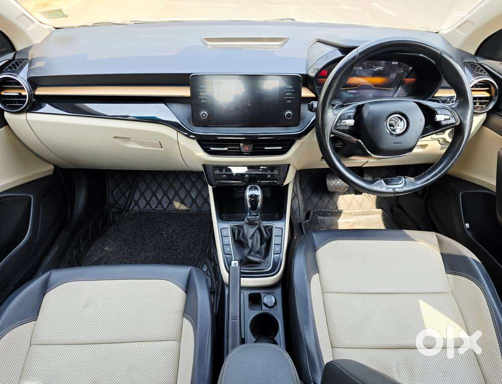 Skoda Slavia 1.0 Tsi Style, 2023, Petrol