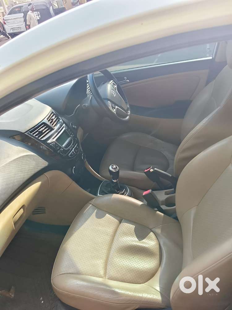 Hyundai Verna Fluidic 1.6 Crdi Sx Opt, 2013, Diesel