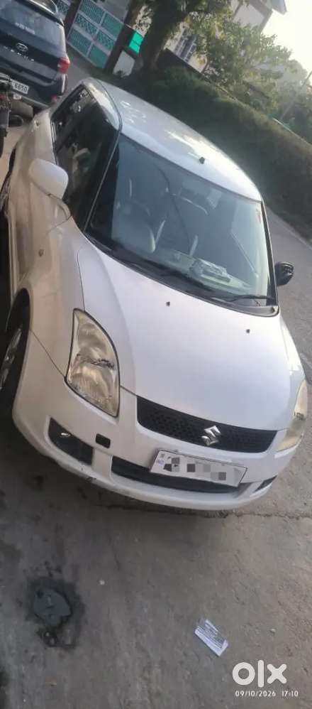 Maruti Suzuki Swift 2010 1.3 Zxi