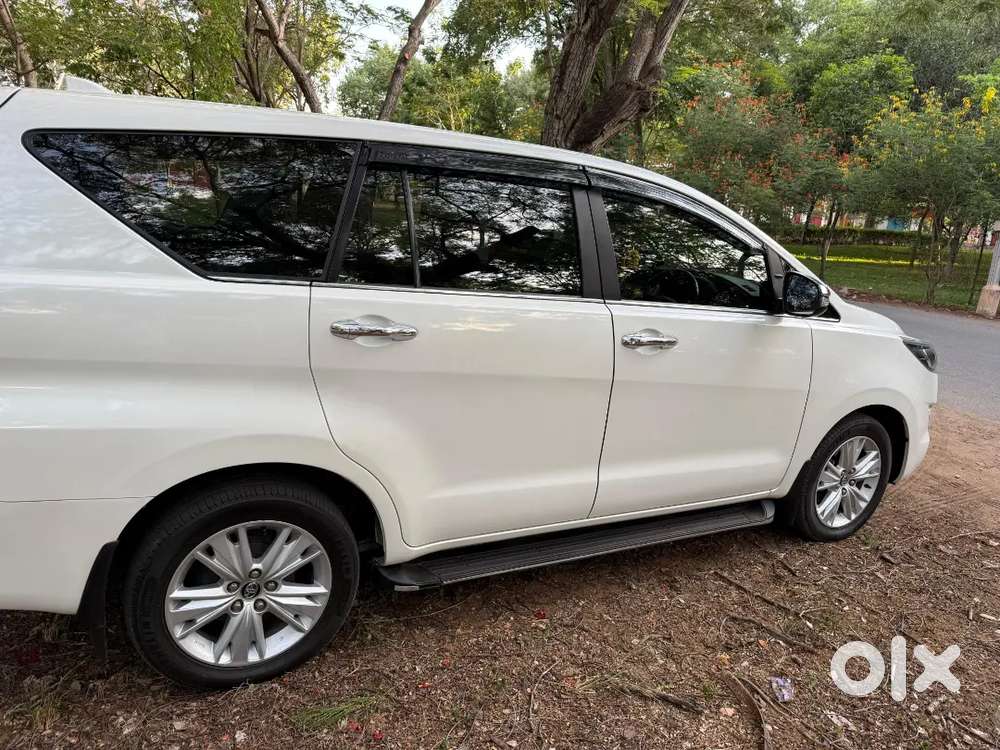 Bs4  Diesel Toyota Innova Crysta 2019 Diesel Manual
