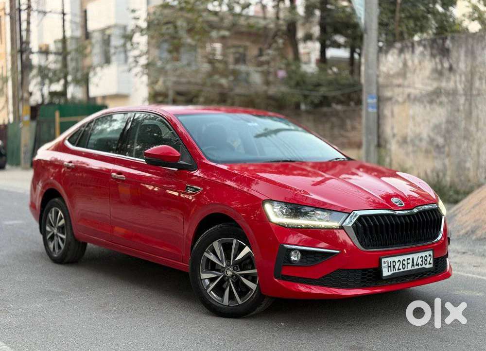 Skoda Slavia 1.0 Tsi Style At, 2023, Petrol