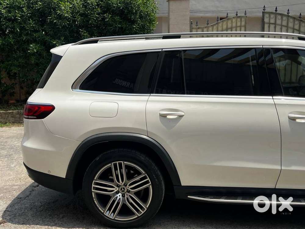 Mercedes Benz Gls 400d Model 2023 Family Car