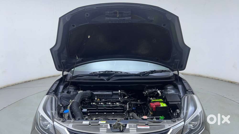 Maruti Suzuki Baleno 1.2 Zeta At, 2021, Petrol