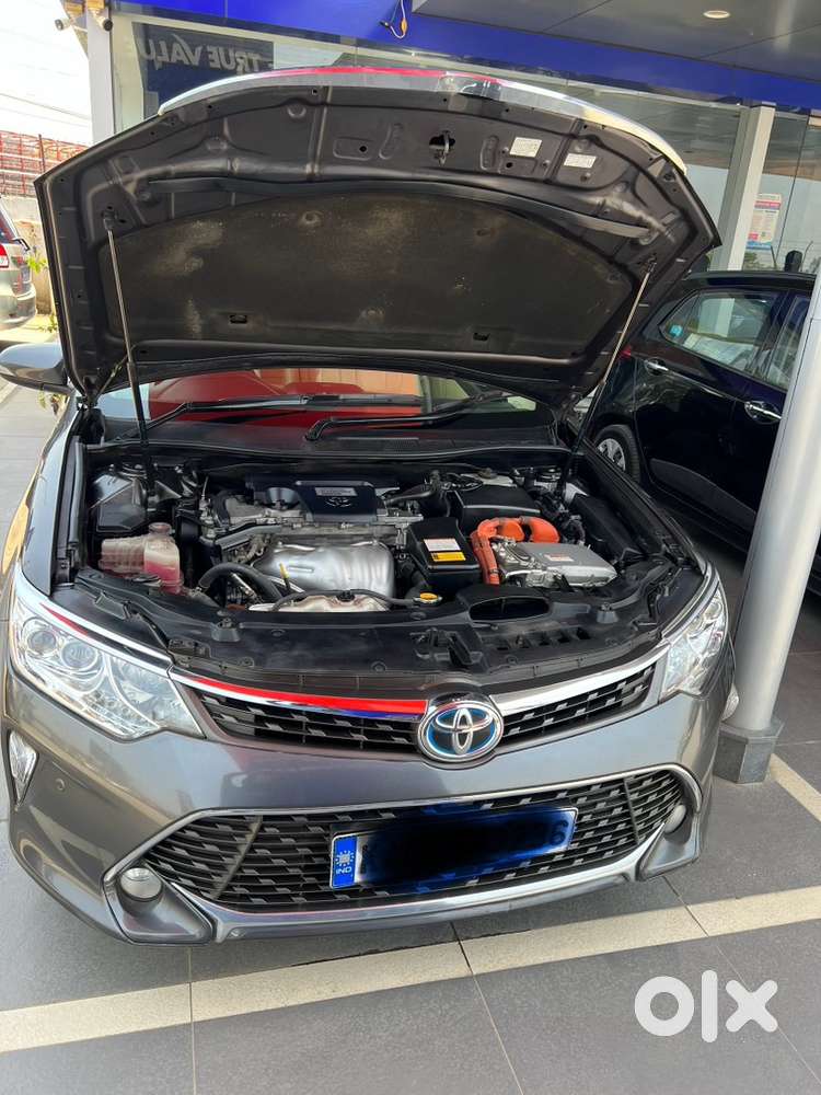 Toyota Camry Hybrid 2015 Model With Excellent Condition