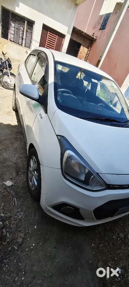 Hyundai Xcent 2015 Diesel 65000 Km Driven