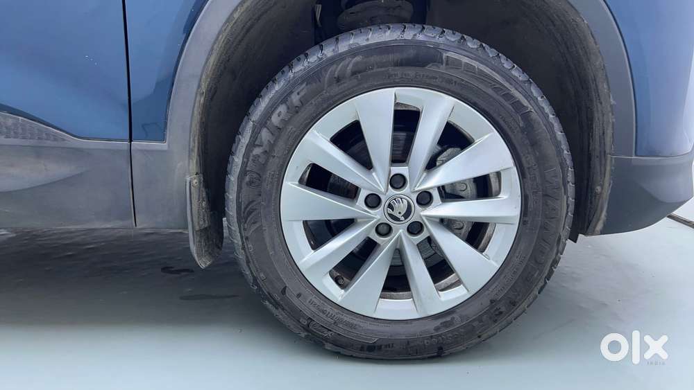 Skoda Kylaq Signature Plus, 2025, Petrol