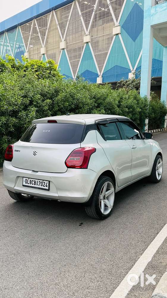 Maruti Swift Vxi 2020