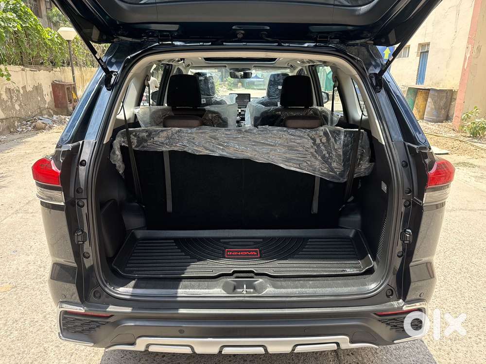 Toyota Innova Hycross 2.0 Vx (o) Hybrid 7 Str, 2024, Cng & Hybrids