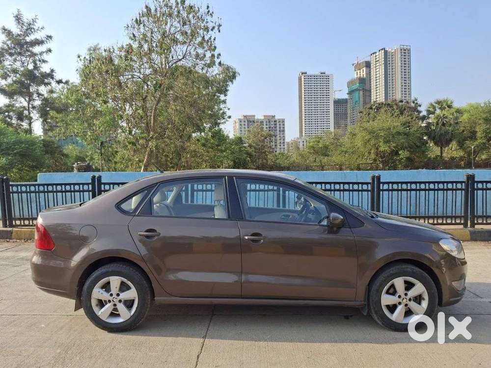 Skoda Rapid [2016-2020] 1.5 Style Plus Tdi At, 2016, Diesel