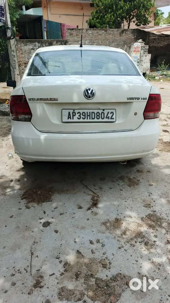 Volkswagen Vento Diesel 2011 Model And Swift 2007 Are For Sale
