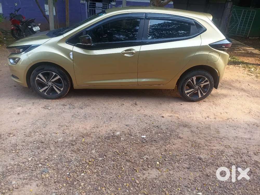 Tata Altroz 2020 Model 1.2 Driven 13100 Km