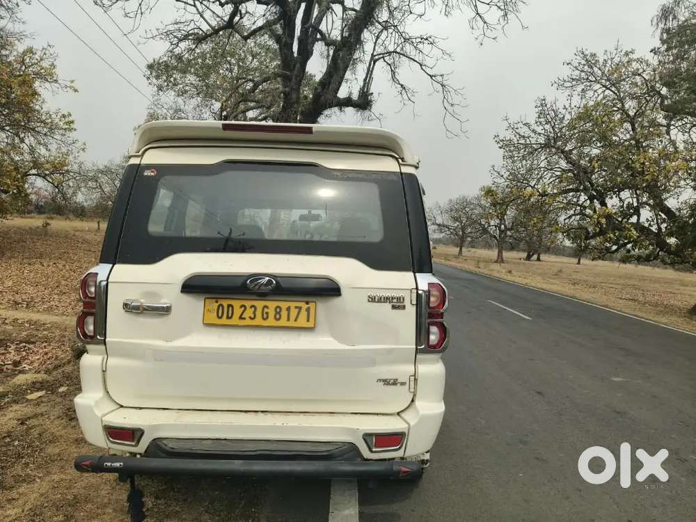 Mahindra Scorpio 2.2 S9 2018