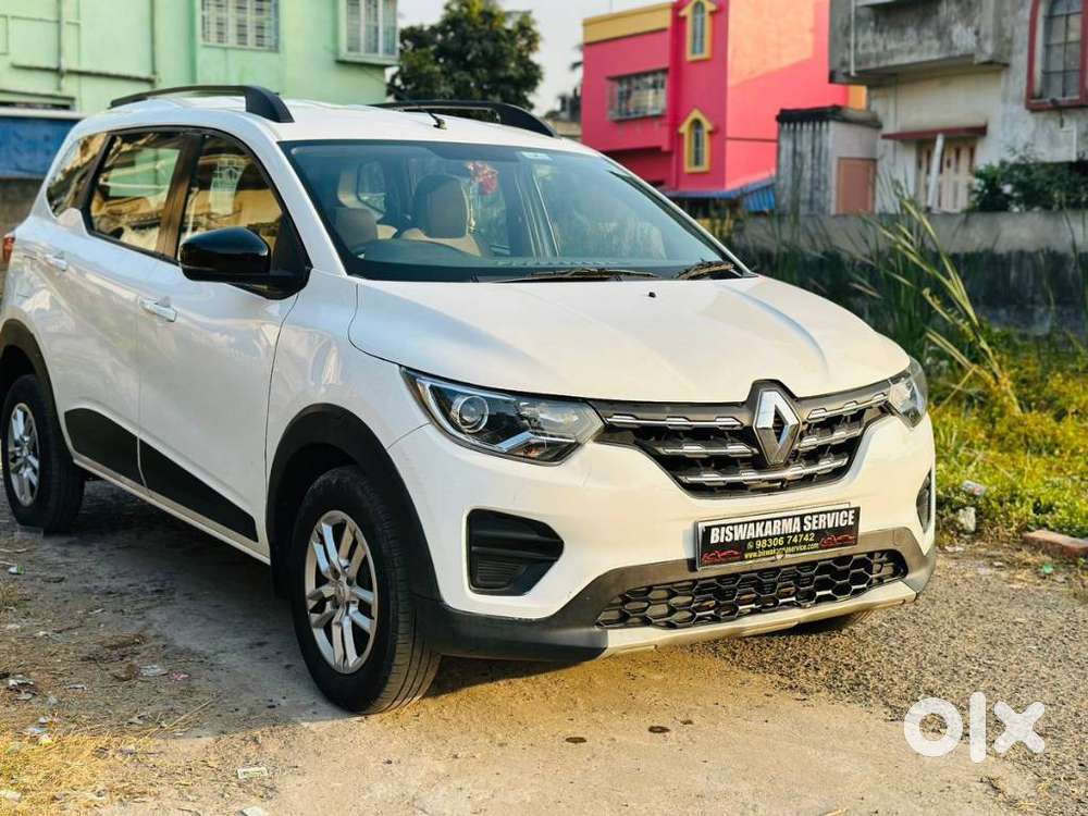 Renault Triber Rxt, 2023, Petrol