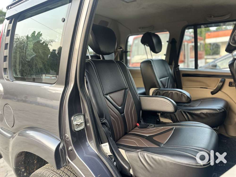 Mahindra Scorpio Classic 2.2 S 11 Mt 7 Str, 2024, Diesel