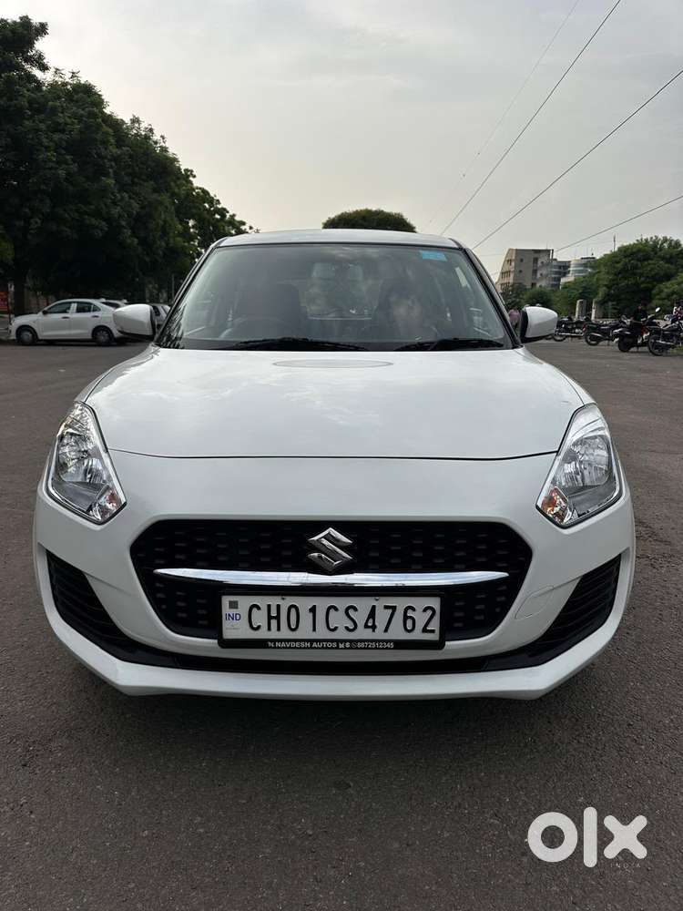 Maruti Suzuki Swift Vxi + Manual, 2024, Petrol