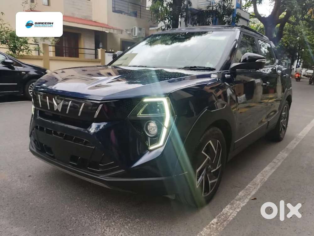 Mahindra Xuv 3xo Ax7l 1.2 Petrol At (pg), 2024, Petrol