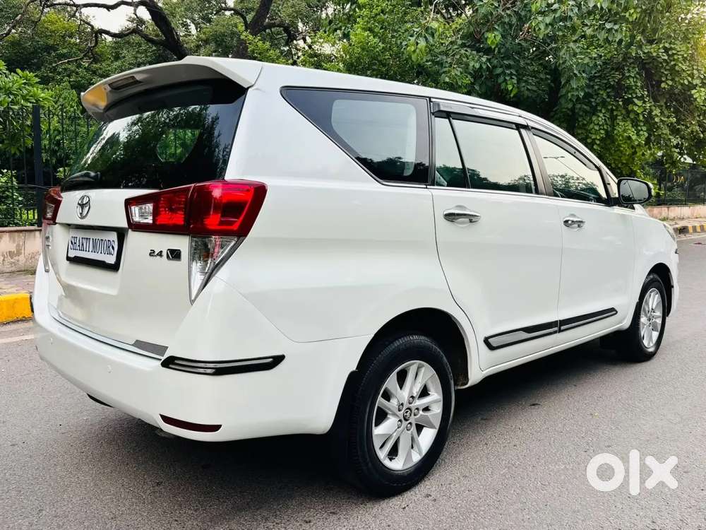 Toyota Innova Crysta [2020-ongoing] 2.4 Vx 7 Str, 2017, Diesel