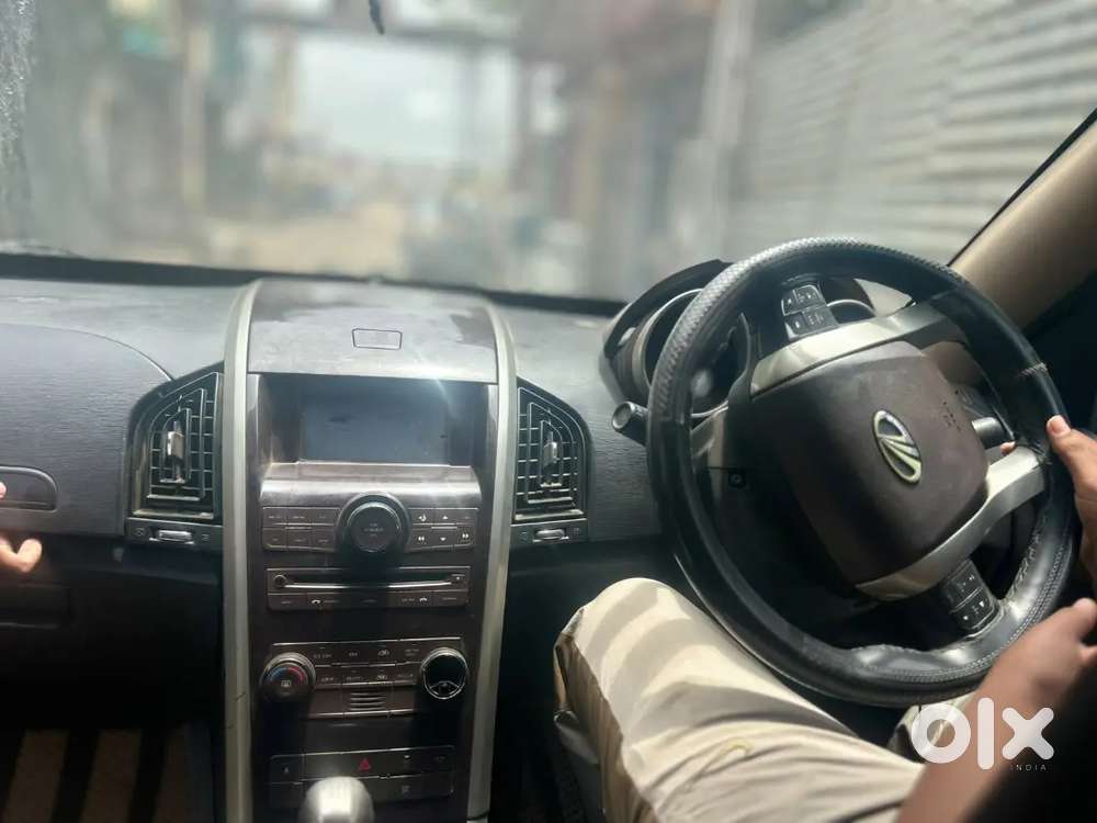 Mahindra Xuv500 2012 Diesel 100000 Km Driven
