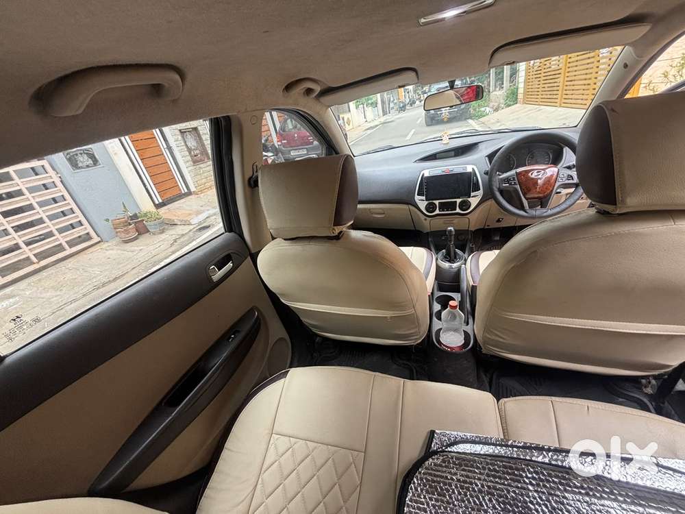 Hyundai I20 Magna Petrol 2012