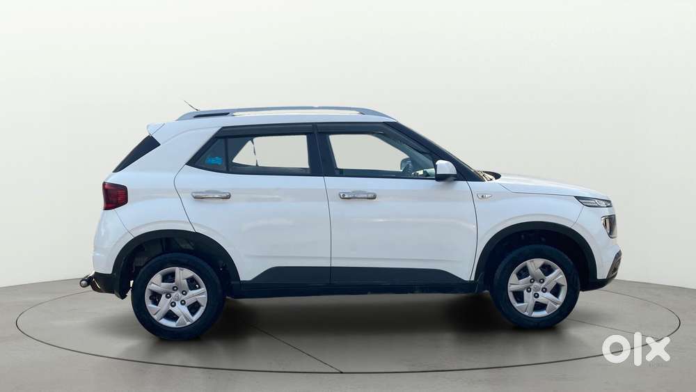 Hyundai Venue S, 2021, Petrol