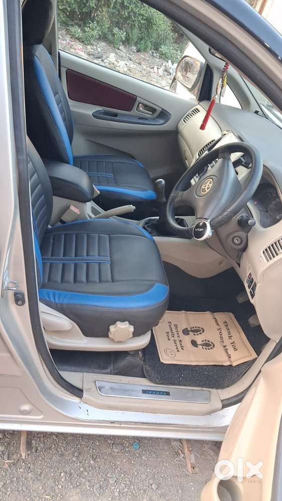Toyota Innova Hycross 2010 Diesel Manual
