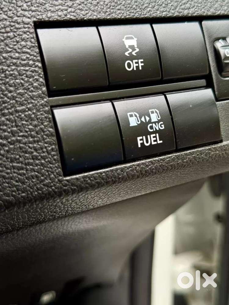 Maruti Suzuki Brezza Vxi S-cng, 2025, Cng & Hybrids