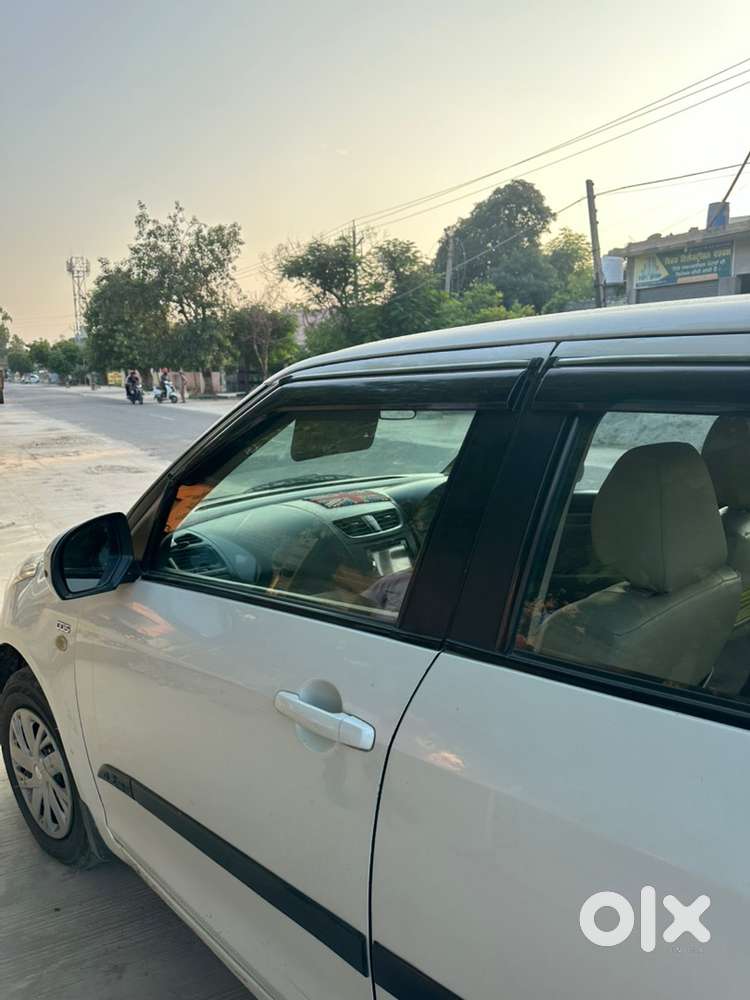 Maruti Suzuki Swift Dzire 2017 Diesel 84000 Km Driven