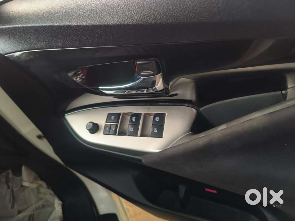 Toyota Innova Crysta 2.4 V 7 Str, 2018, Diesel