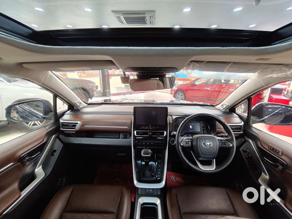 Toyota Innova Hycross 2.0 Zx Hybrid 7 Str, 2024, Electric