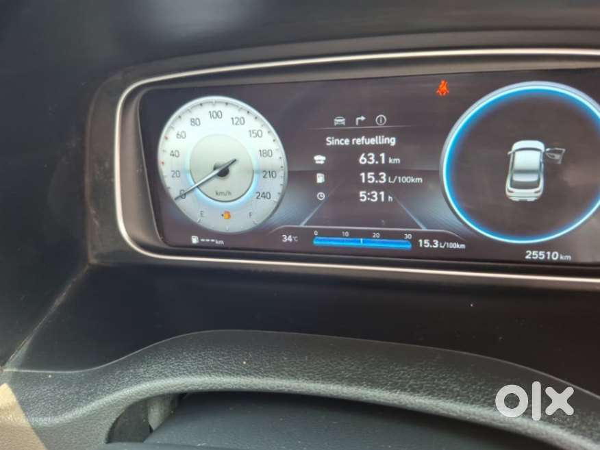 Hyundai Alcazar Platinum, 2023, Petrol